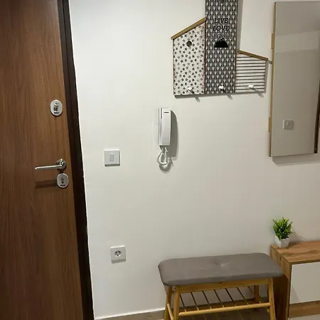 Sofita Apartment *